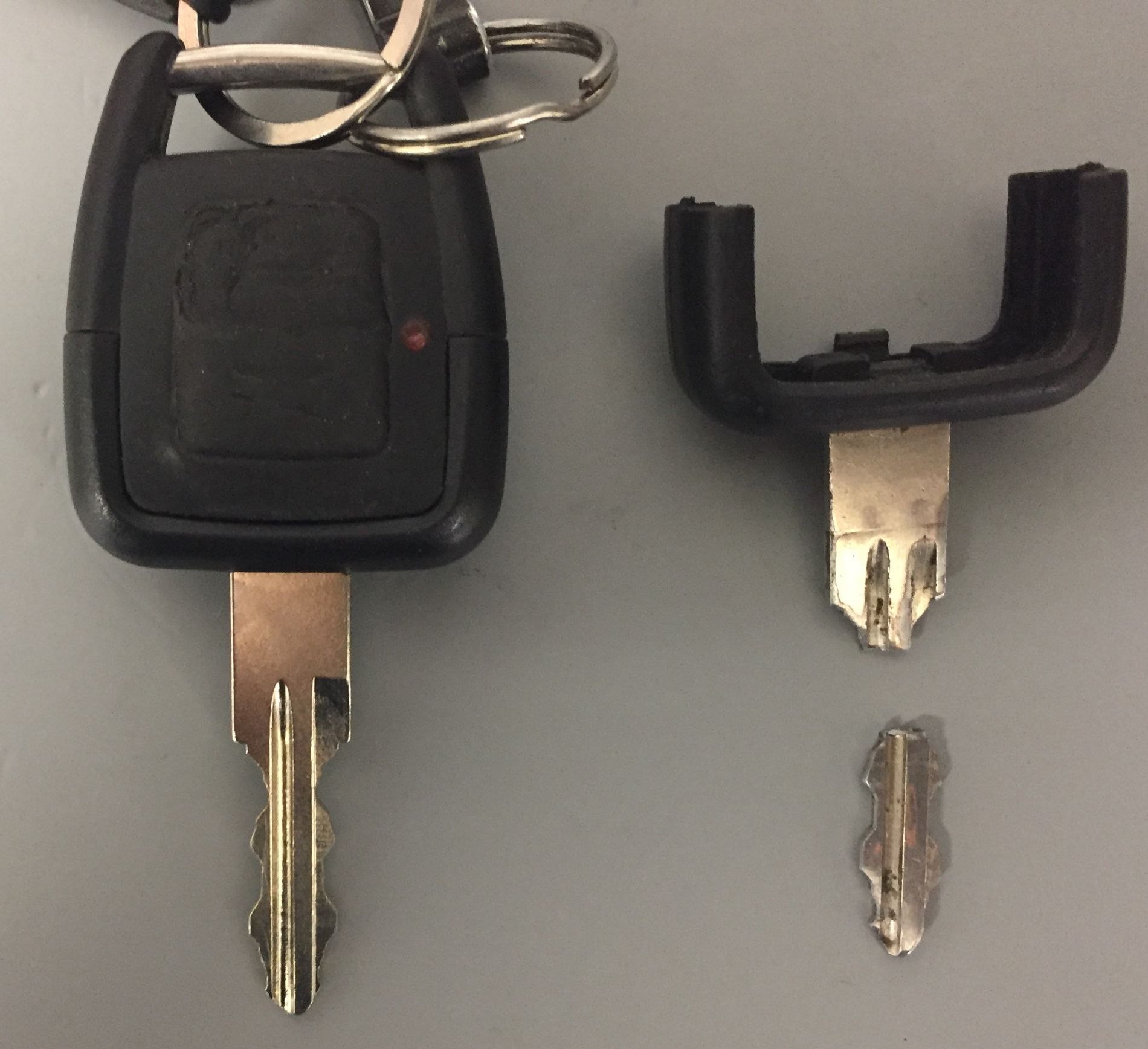 Naprawa klucza do auta Opel Meriva